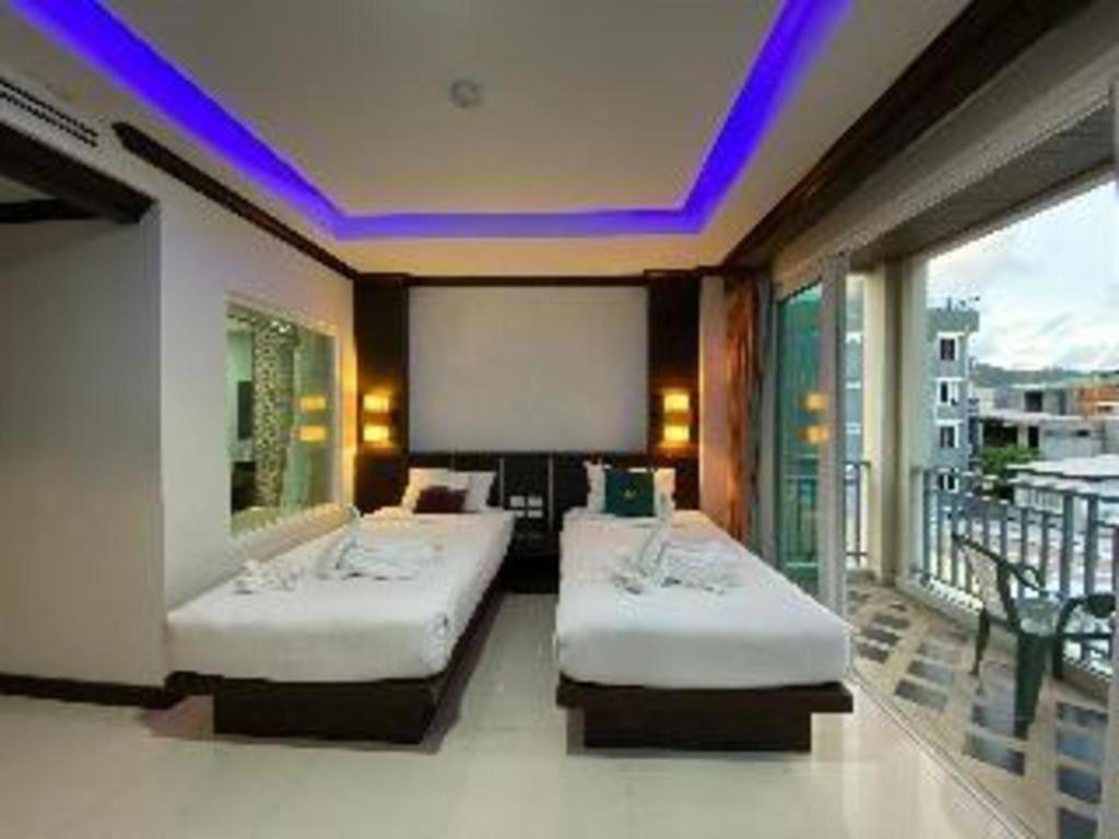 Azure Bangla Phuket Hotel Patong Exterior foto