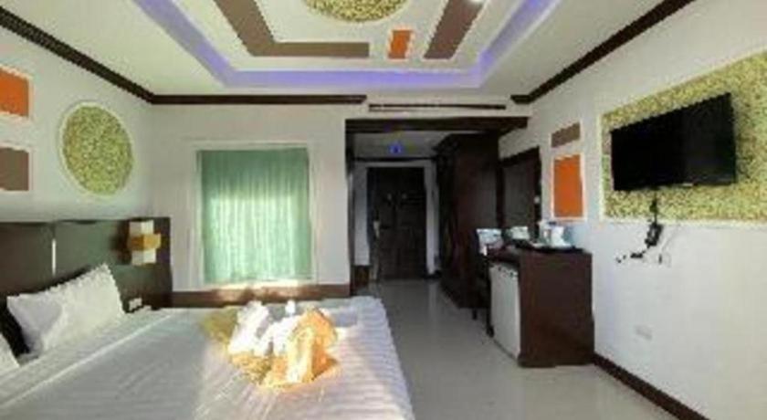 Azure Bangla Phuket Hotel Patong Exterior foto