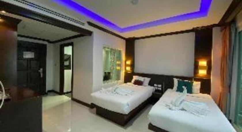 Azure Bangla Phuket Hotel Patong Exterior foto