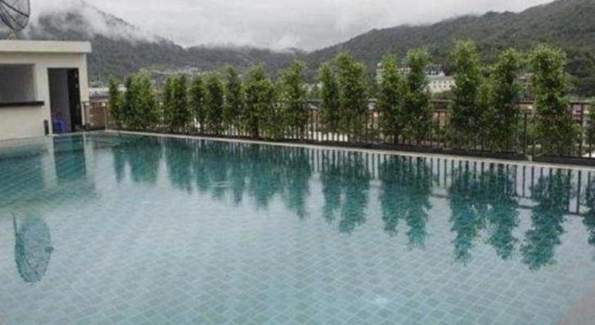 Azure Bangla Phuket Hotel Patong Exterior foto